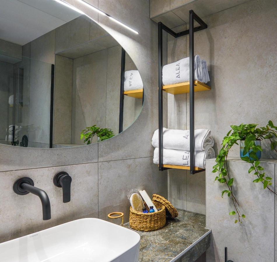 Alea Suites -Adults Only And Kids 14 Plus Asprovalta Bagian luar foto